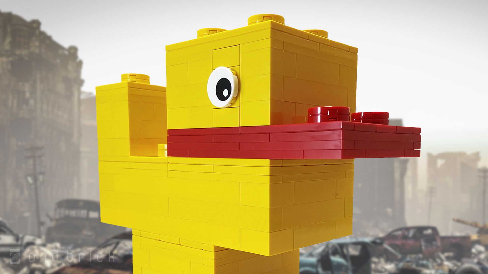 瓦礫の中にたたずむデラックスレゴのアヒル